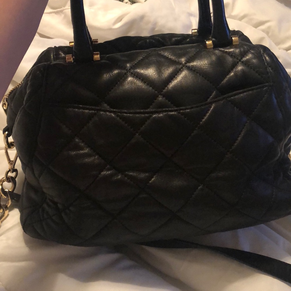 MK purse for sell real leather good condition - Picture 6 of 7